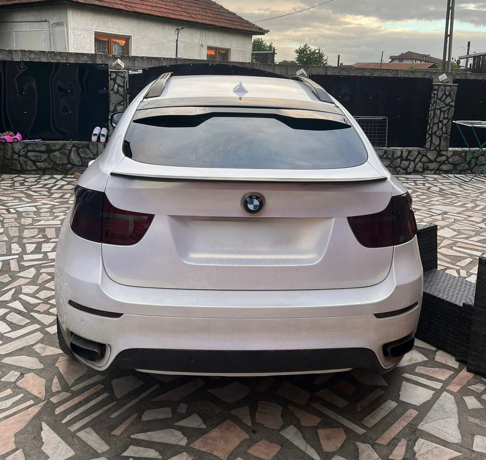 Eleron luneta model M4 compatibil cu BMW X6 e71(2008-2015) negru lucios