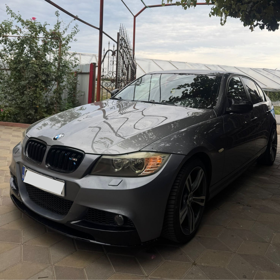 Pachet Tuning Exterior compatibil cu BMW Seria 3 e90(2009-2012) Facelift V3