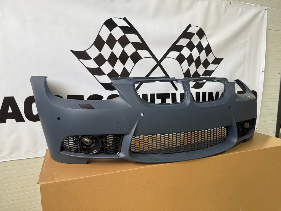 Kit Exterior compatibil cu BMW Seria 3 E92 Non-Facelift 2005-2008 M3 Design cu Praguri Laterale si Proiectoare de ceata