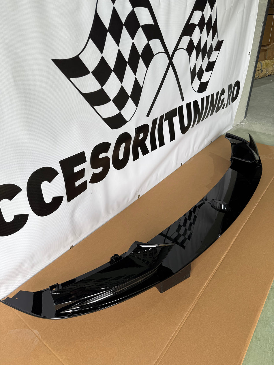 Lip prelungire bara fata M-Tech compatibil cu BMW Seria 5 F10 F11 (2011-2017) Negru Lucios