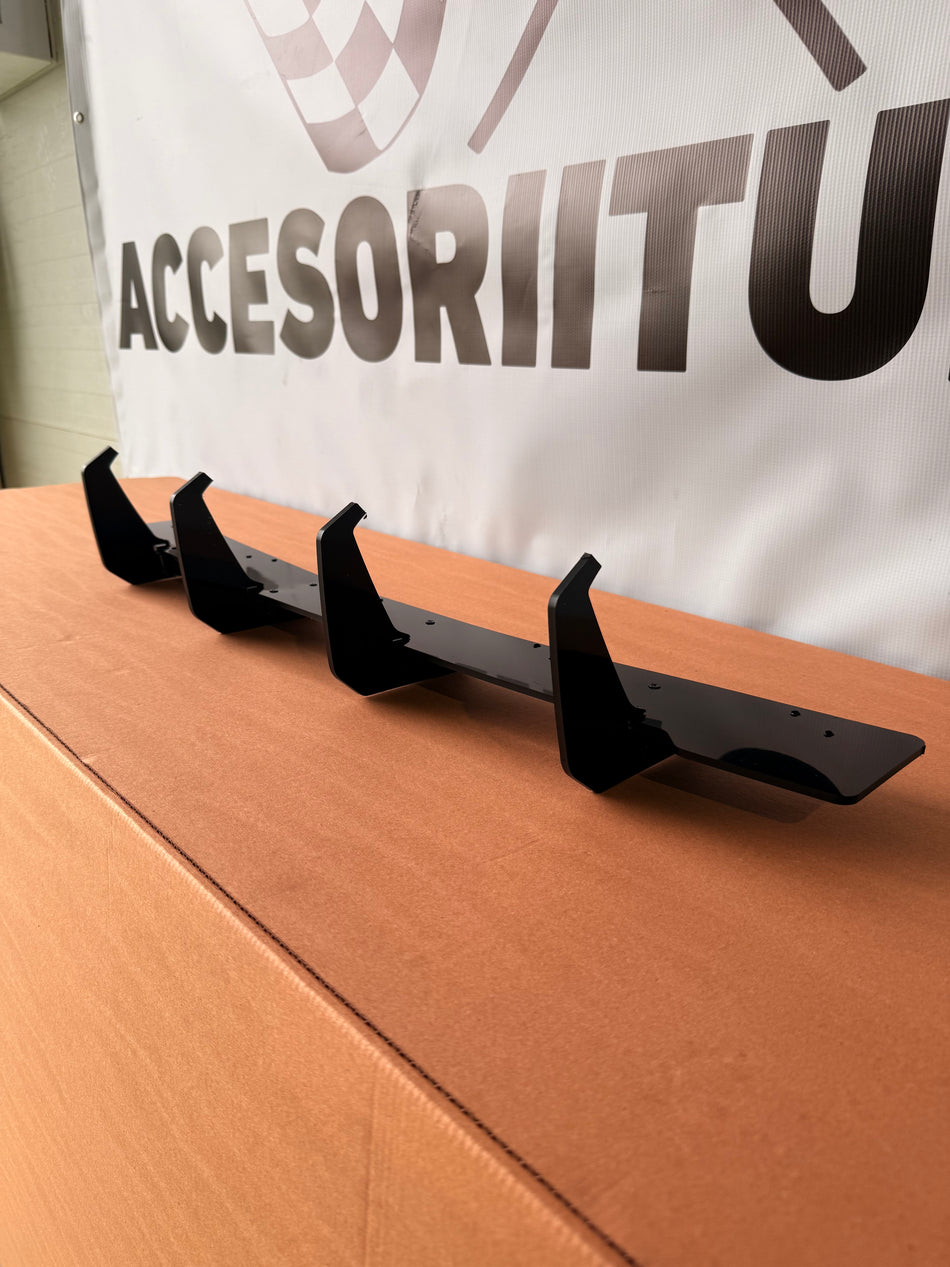 Ornamente bara spate compatibile cu BMW Seria 3 G20(2019-2023) negru lucios