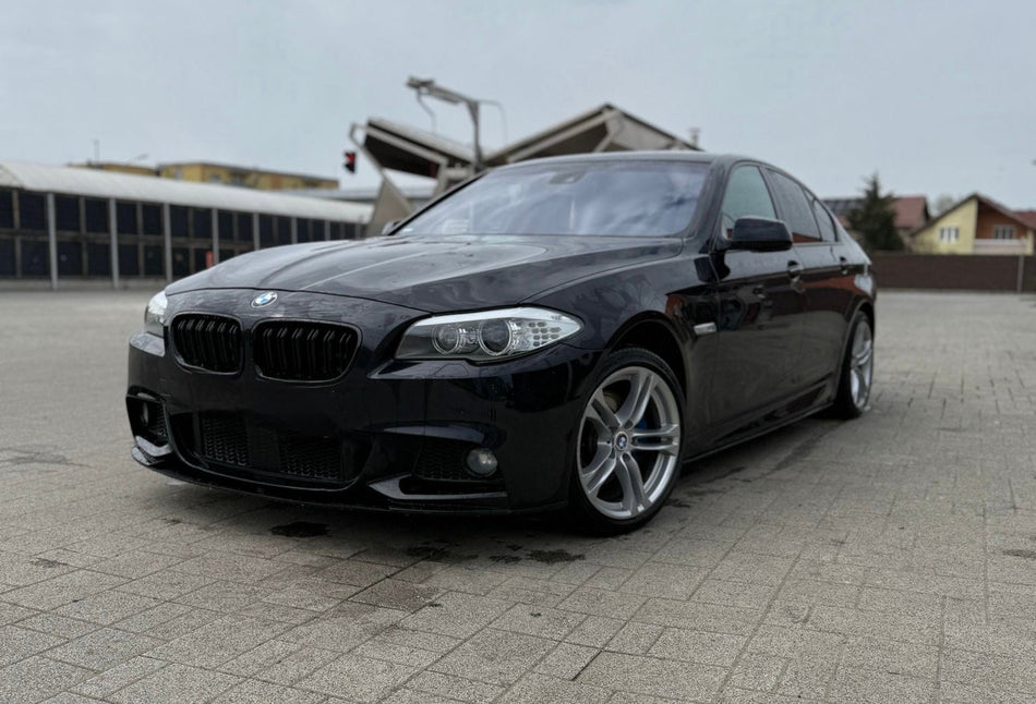 Bata fata M-Tech look compatibila cu BMW Seria 5 F10/F11 Non-Facelift(2010-2014)