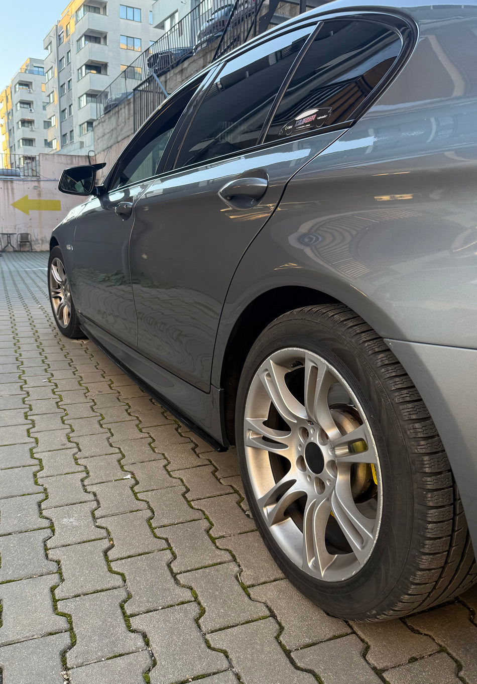 Prelungire praguri M-Tech BMW seria 5 F10 F11(2010-2017) negru lucios