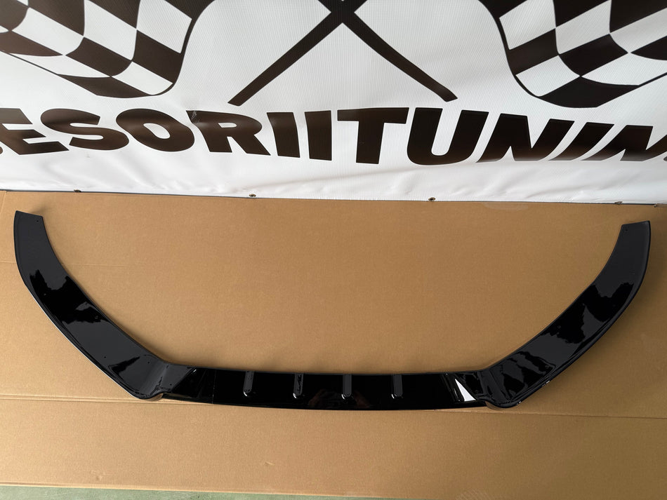 Lip prelungire bara fata S4 Design compatibil cu Audi A4 B8 2009-2012 negru lucios