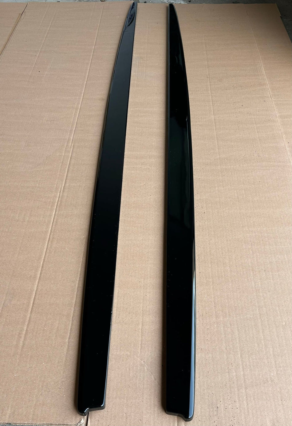 Prelungire praguri universale, 204 cm, negru lucios