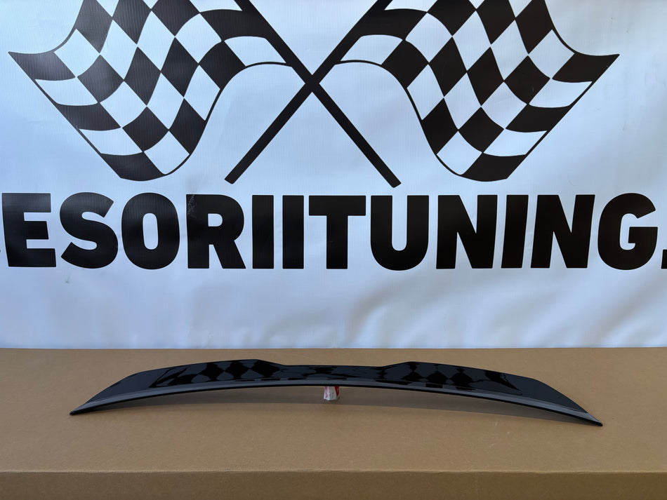 Eleron portbagaj M4 style compatibil cu Audi A3 8P HatchBack(2003-2013) negru lucios