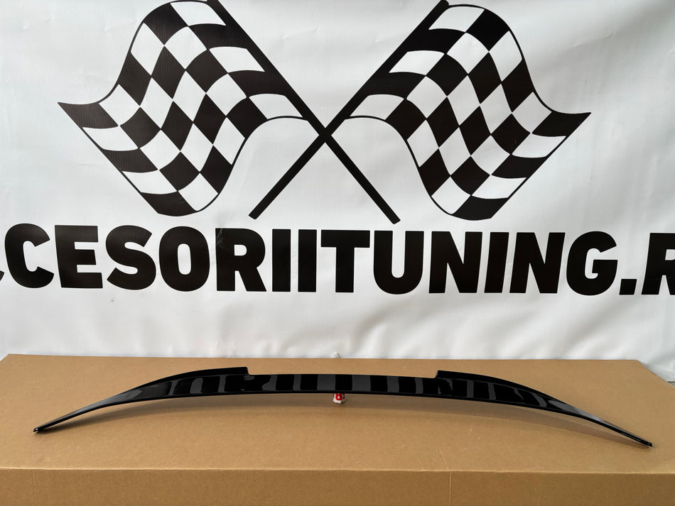 Eleron portbagaj M4 Style compatibil cu BMW Seria 8 G16 F93 GranCoupe 2018+ negru lucios