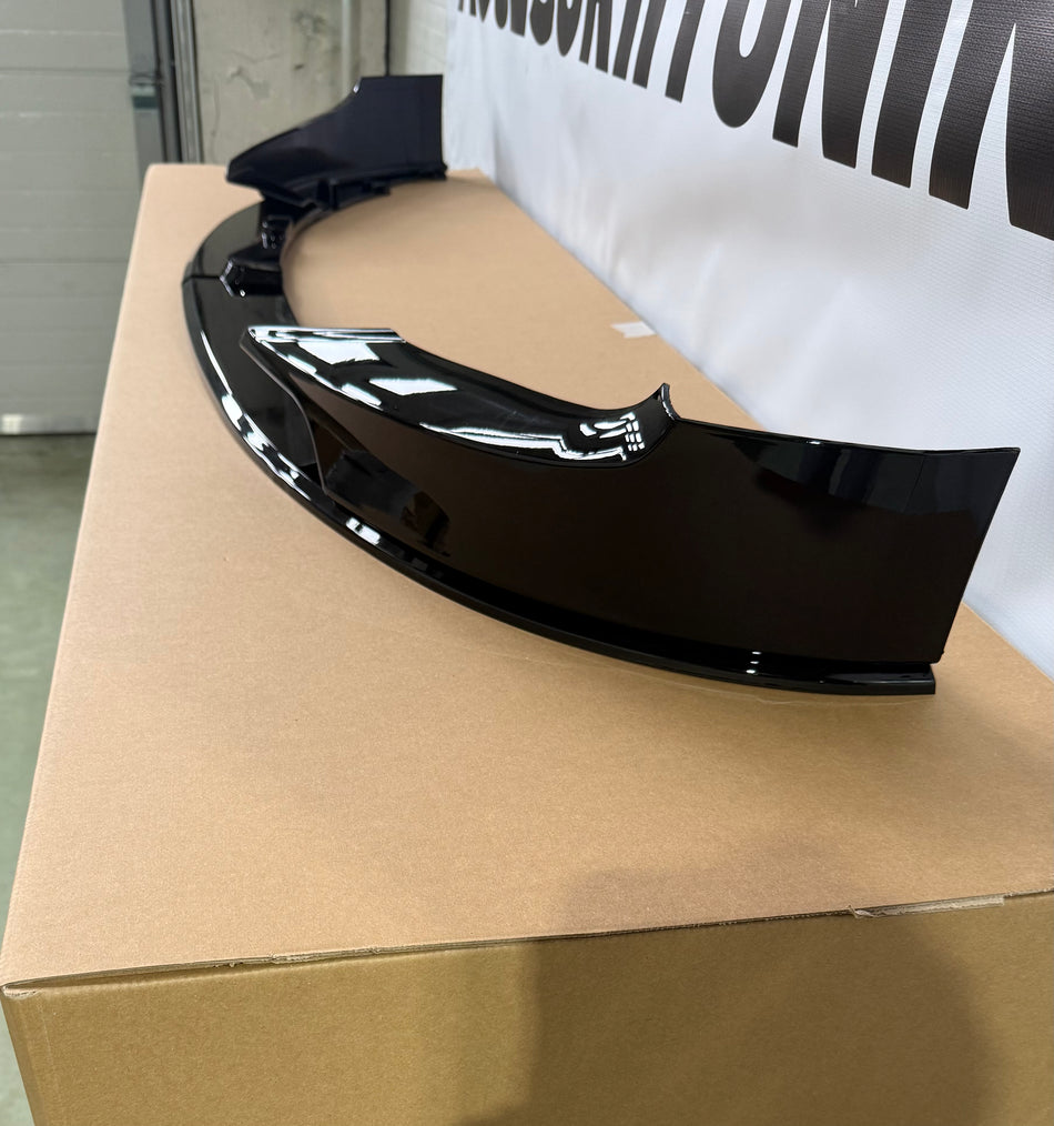 Lip prelungire bara fata M-Performance Design compatibil cu BMW Seria 3 E92 E93 (2005-2008) negru lucios