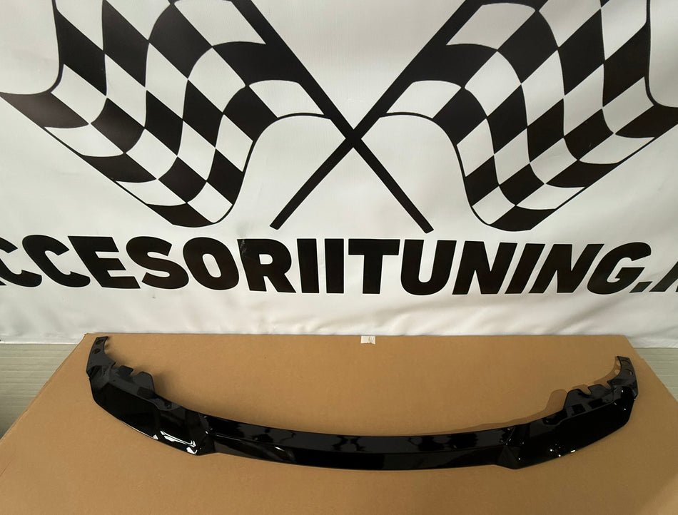 Lip prelungire bara fata M4 compatibil cu BMW Seria 4 F32 F33 F36(2014-2020) negru lucios