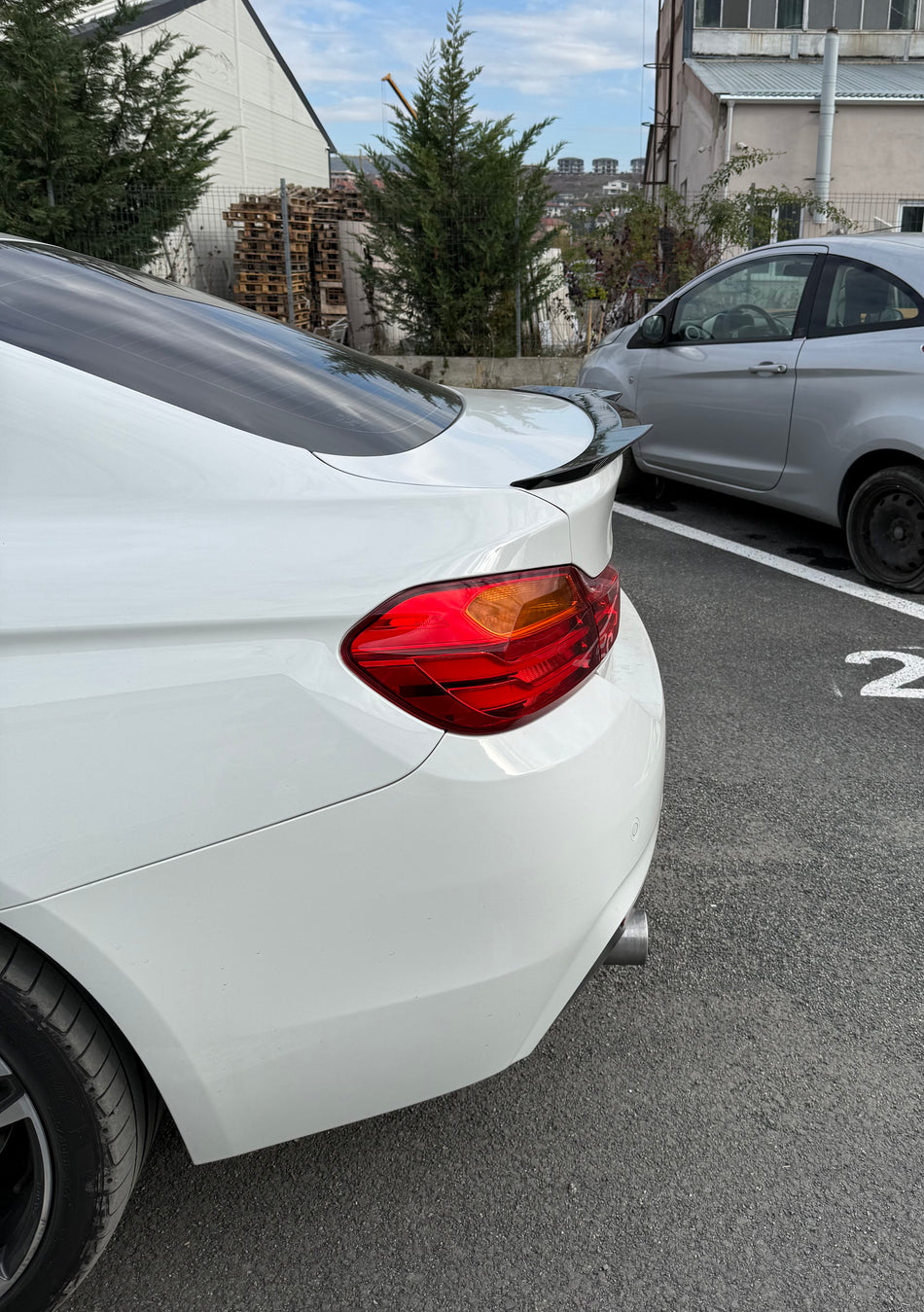 Eleron portbagaj compatibil cu BMW seria 4 F36(2014-2020) M4 Look Design negru lucios
