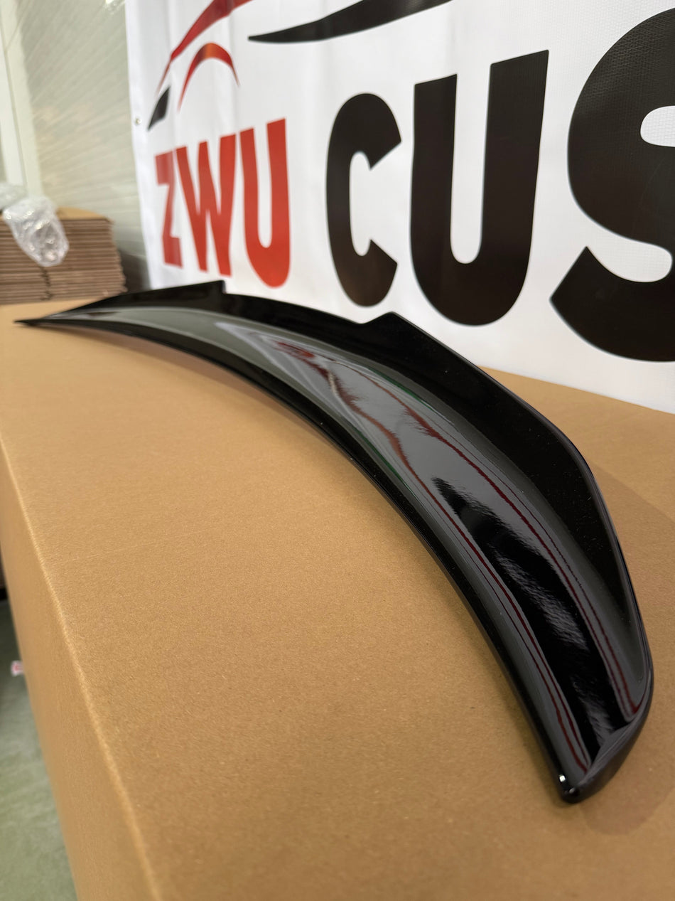 Eleron portbagaj M4 PSM style compatibil cu BMW seria 4 F36 GranCoupe(2014-2020) negru lucios