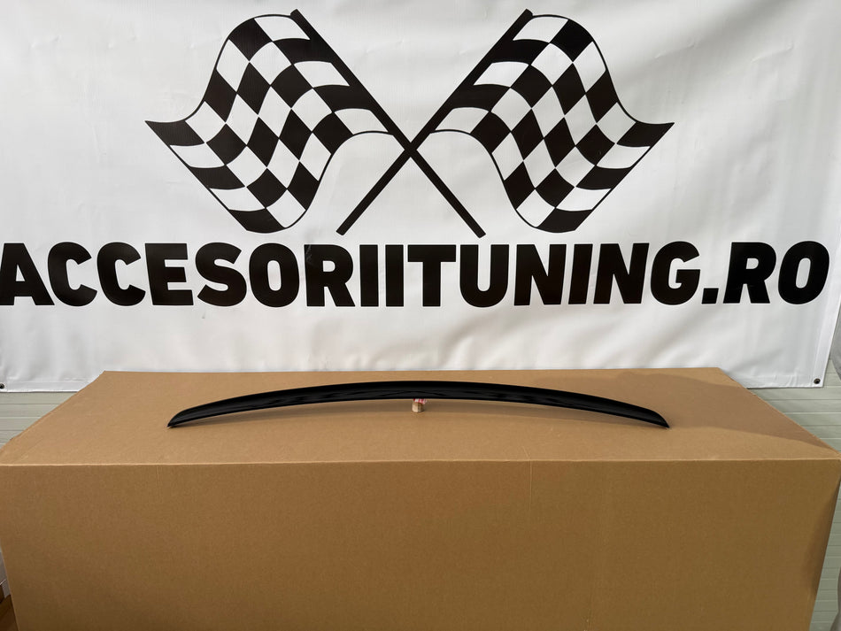 Eleron portbagaj S4 style compatibil cu Audi A4 B9 2019+ negru lucios