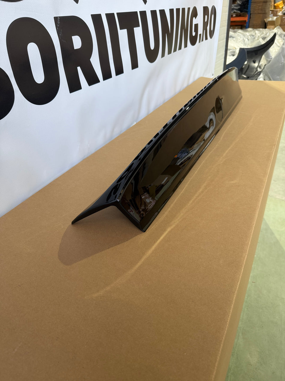 Eleron portbagaj CSL style compatibil cu BMW e46(1998-2005) sedan negru lucios