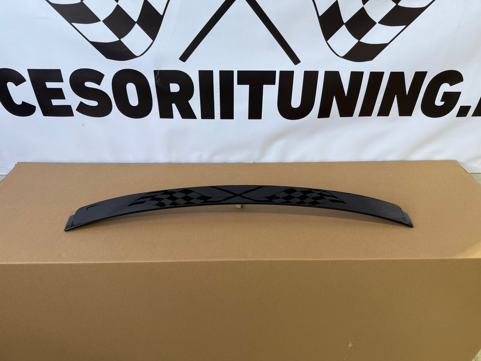 Eleron luneta compatibil cu Bmw Seria 3 E90(2004-2011) negru lucios