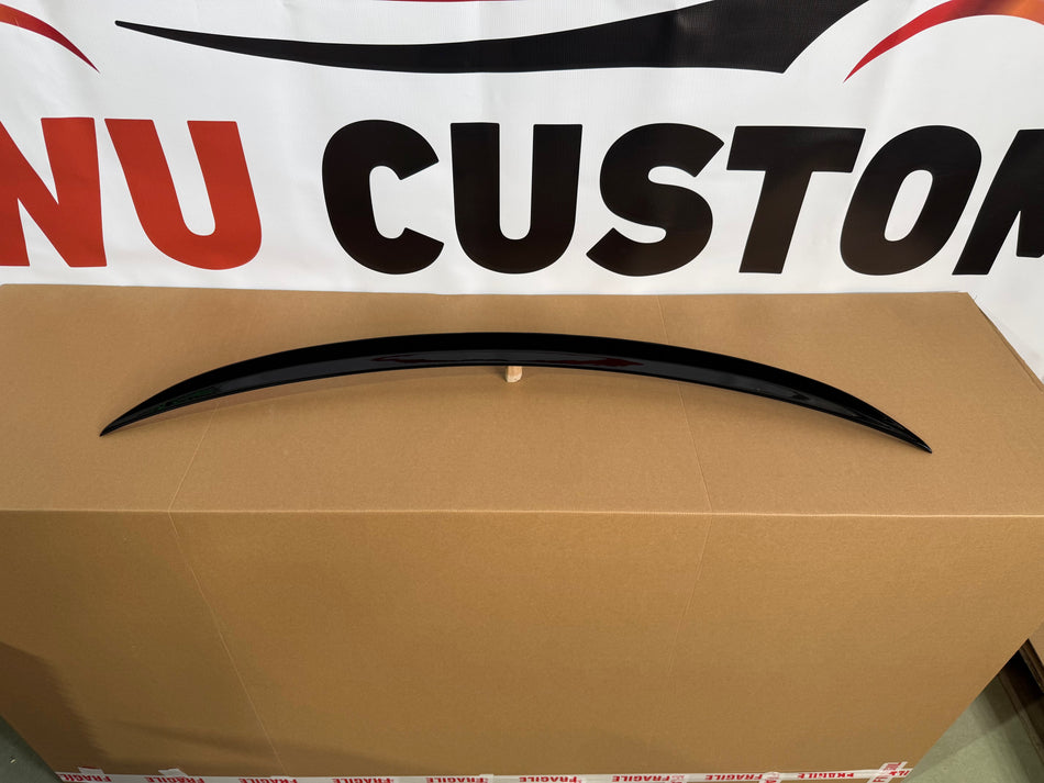 Eleron portbagaj AMG compatibil cu MERCEDES-Benz C-Class W206 2021+ negru lucios
