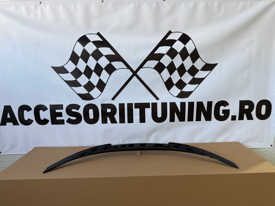 Eleron portbagaj M4 Style compatibil cu BMW Seria 8 G15 Coupe 2018+ negru lucios