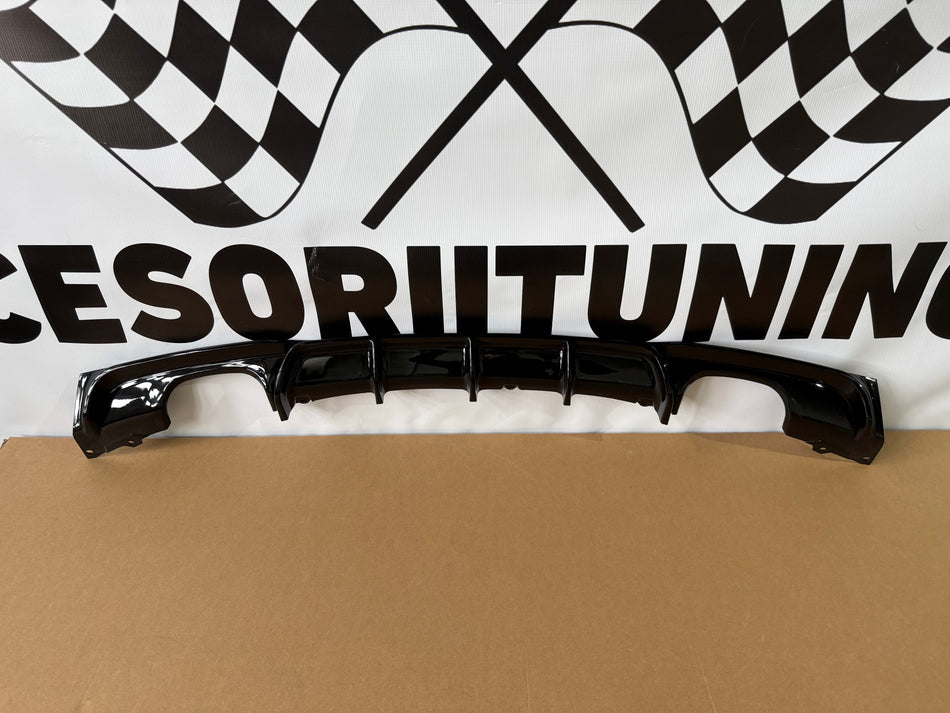 Difuzor bara spate model M3 Performance style compatibil cu BMW seria 3 F30(2012-2018) negru lucios