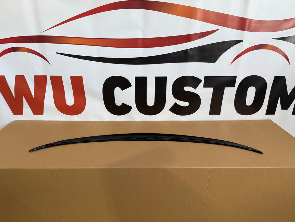 Eleron portbagaj M5 style compatibil cu BMW seria 5 F10(2010-2017) negru lucios