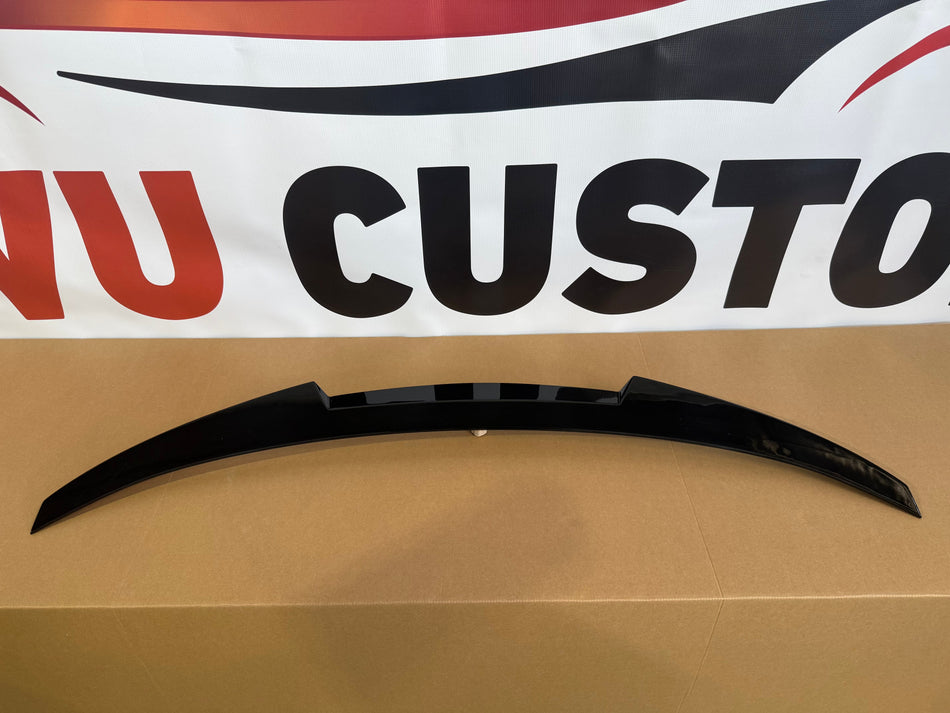 Eleron portbagaj M4 CSL compatibil cu BMW seria 4 F36(2014-2020) negru lucios