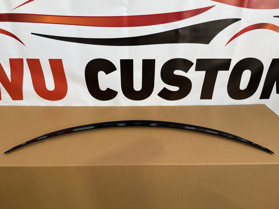 Eleron portbagaj AMG compatibil cu MERCEDES-Benz E-Class W213 Coupe(2016-up) negru lucios