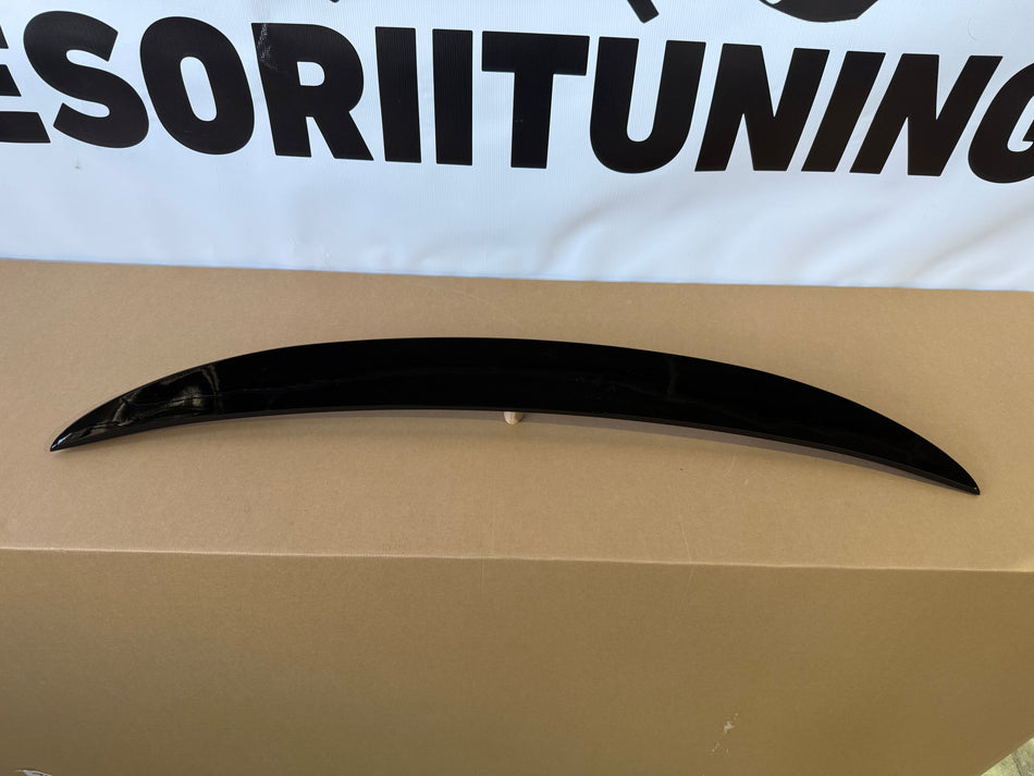 Eleron portbagaj M-Performance style compatibil cu BMW seria 3 e92 Coupe(2006-2013) negru lucios