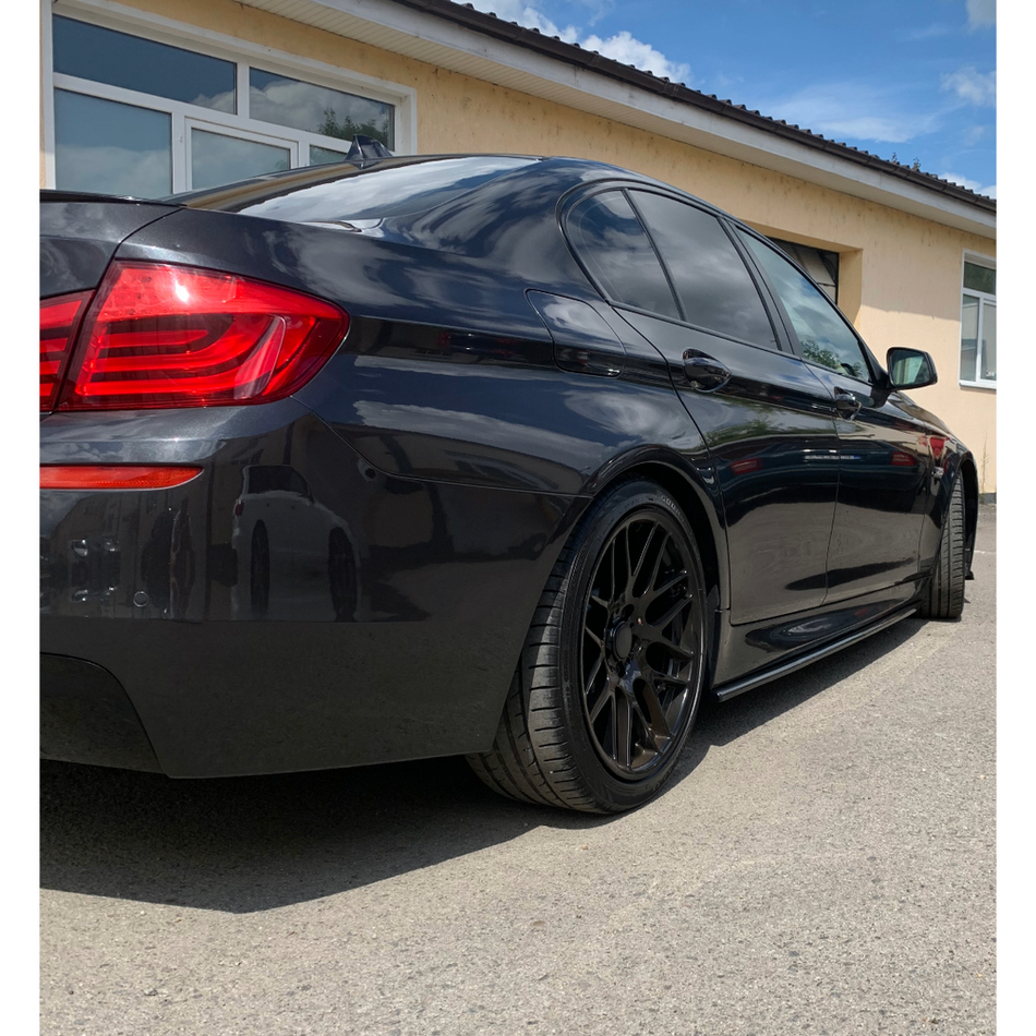 Prelungire praguri M-Performance BMW seria 5 F10 F11(2010-2017) negru lucios