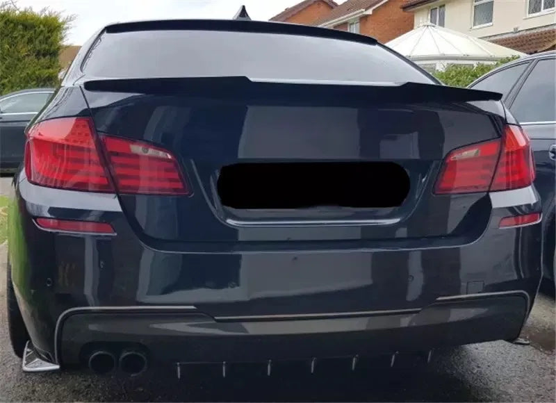 Eleron portbagaj compatibil cu BMW seria 5 F10 sedan(2010-2017) M4 CSL style negru lucios